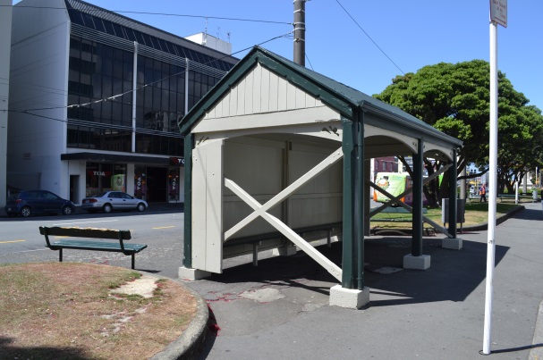 Cambridge Terrace Bus Shelter (Image: Charles Collins - 2015)