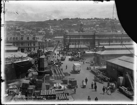 Queen's Wharf, Wellington. Brusewitz, Henry Elis Leopold, b ca 1855 :Negatives. Ref: 1/1-001016-G. Alexander Turnbull Library, Wellington, New Zealand. http://natlib.govt.nz/records/22870846