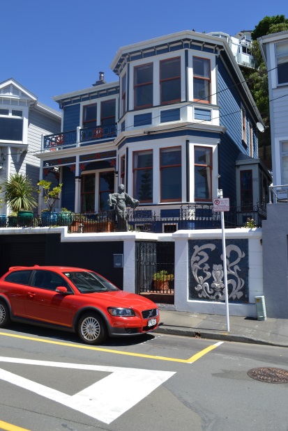 No.190 Oriental Parade (Image: Charles Collins, 2015)