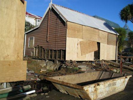 ‘5 Tonks Avenue – Relocation preparation’, NZTA, accessed 28 March 2013, http://www.nzta.govt.nz/projects/wicb/buildings/5-Tonks-gallery-2.html