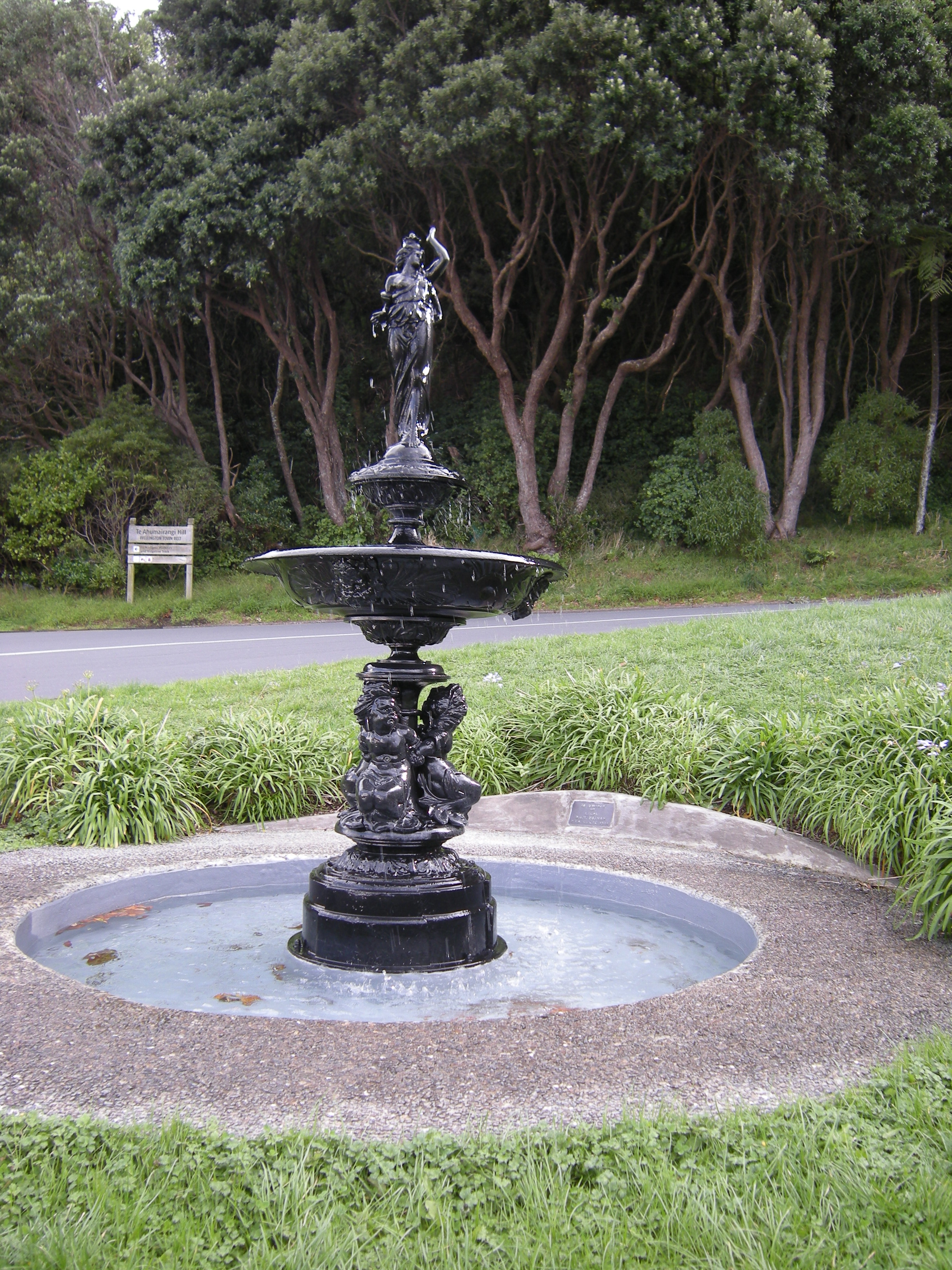 The fountain after restoration. Image: WCC, 2014